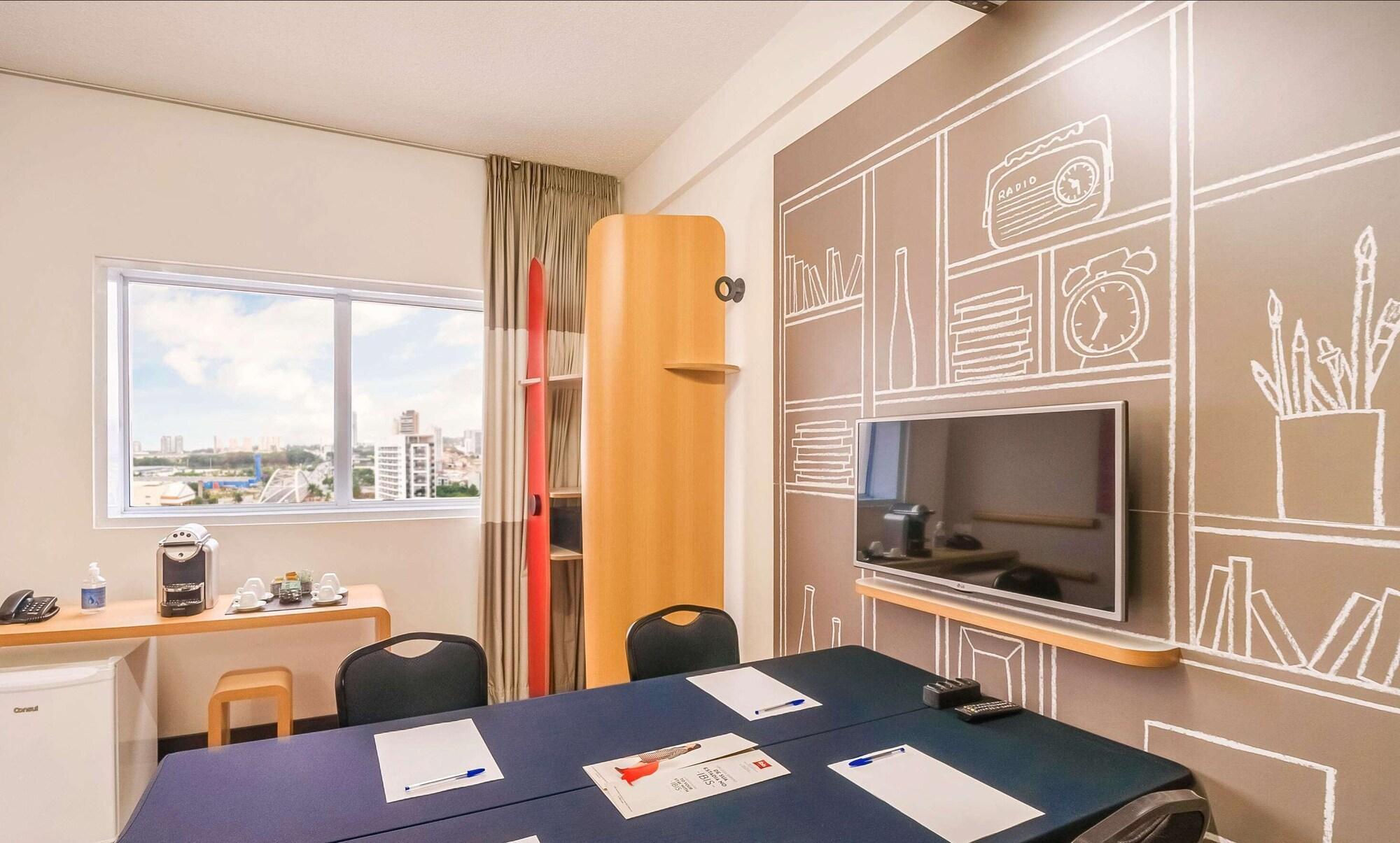 Ibis Budget Sao Paulo Jardins Exterior photo