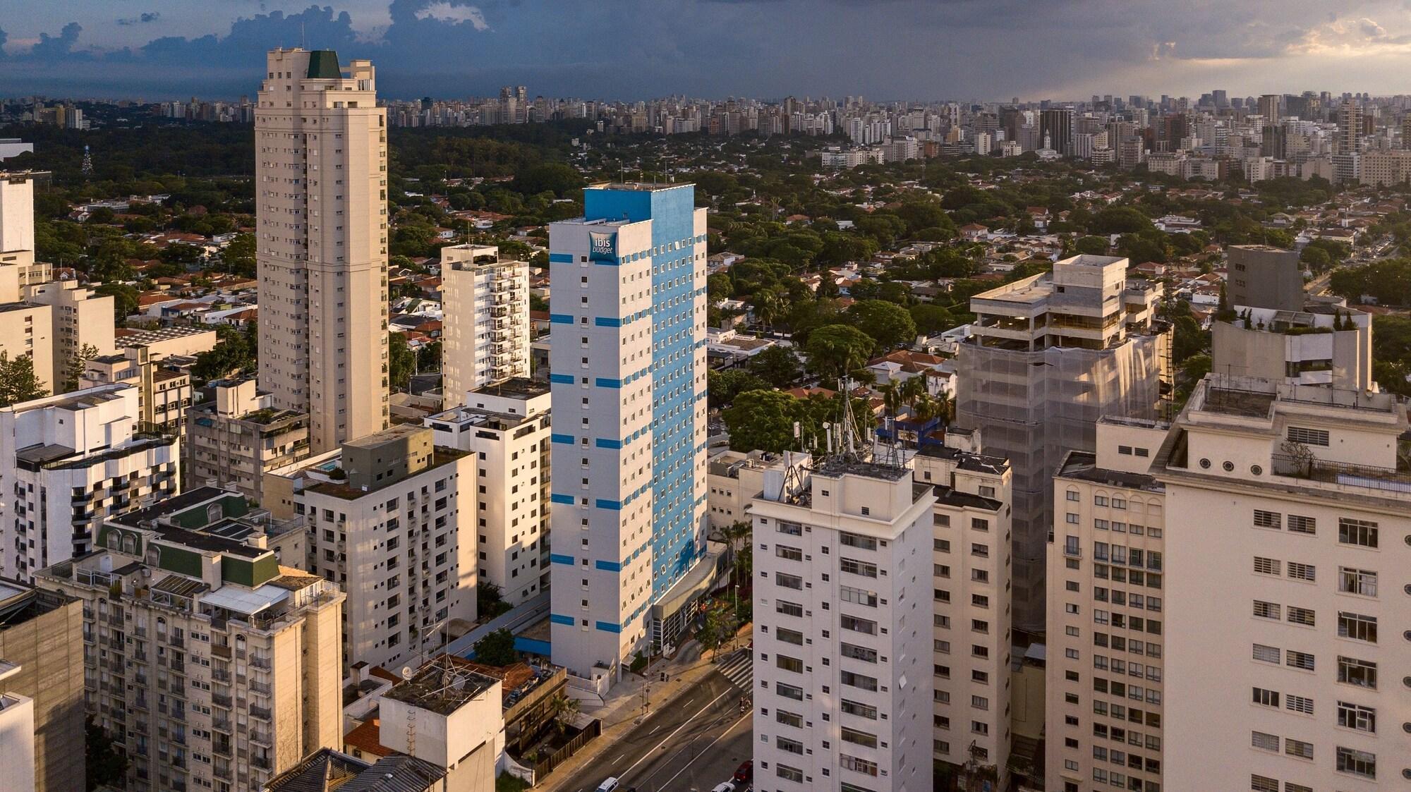 Ibis Budget Sao Paulo Jardins Exterior photo